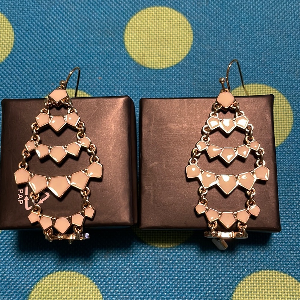 Avon summer getaway chandelier white earring set.